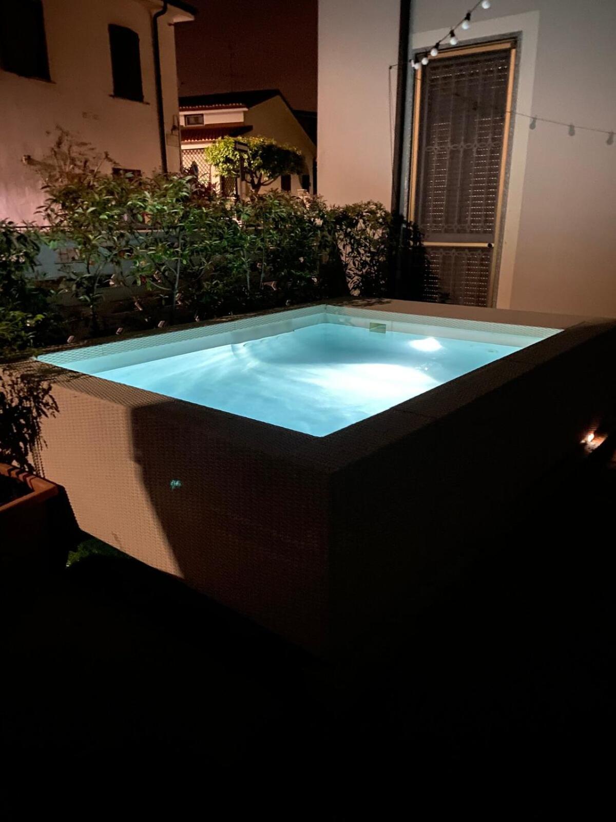 Вилла Jacuzzi & Relax - Casa Indipendente 20Min Da Milano Zelo Buon Persico Экстерьер фото