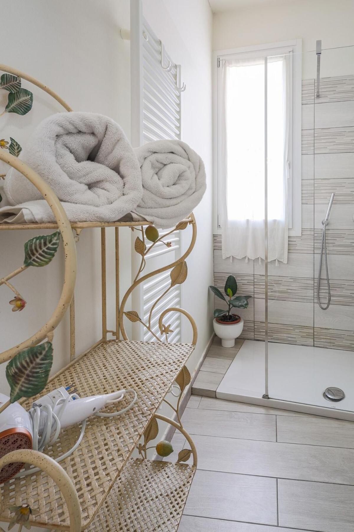 Вилла Jacuzzi & Relax - Casa Indipendente 20Min Da Milano Zelo Buon Persico Экстерьер фото